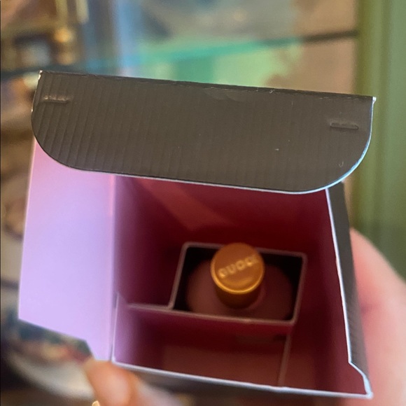 Gucci Flora Gorgeous Gardenia Pink Perfume - Picture 3 of 4